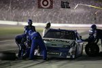 Carl Edwards (Roush) an der Box