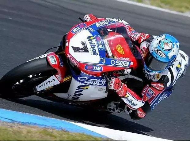 Carlos Checa Titel-Bild zur News: Carlos Checa