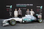 Nico Rosberg, Ross Brawn, Norbert Haug, Micheal Schumacher und der neue Mercedes F1 W03