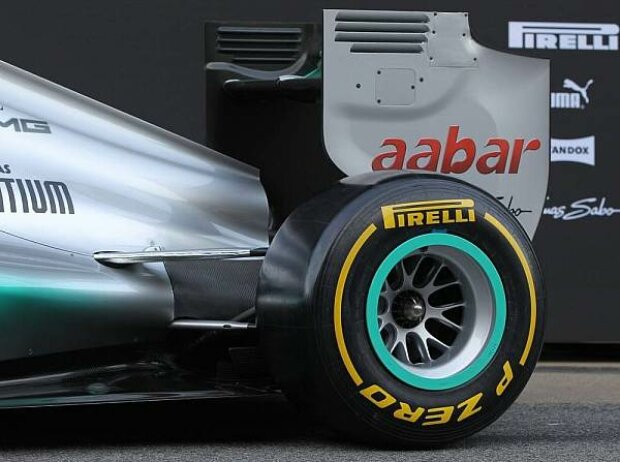 Mercedes, Hinterreifen Mercedes, Hinterreifen