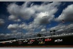 Practice Action in Daytona