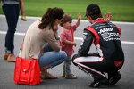 Jeff Gordon mit Ehefrau Ingrid und Sohn Leo in der Pitlane von Daytona