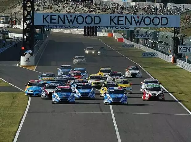 Titel-Bild zur News: Start in Suzuka 2011