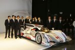 Der neue Audi R18 e-tron quattro und die zwölf Piloten für Le Mans