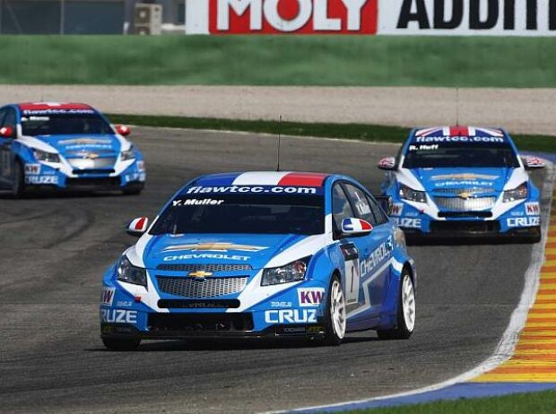 Alain Menu, Robert Huff, Yvan Muller Alain Menu, Robert Huff, Yvan Muller