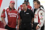 Setup-Grübelei bei Stewart/Haas: Crewchief Tony Gibson, Renndirektor Greg Zipadelli, Pilot Ryan Newman