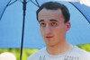 Kubica am Steuer eines elektrischen Karts