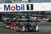 Bild zum Inhalt: Sebring-Startphase: Audi vorn, Kleinholz im GT-Feld