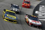 Matt Kenseth, Greg Biffle (beide Roush), Jimmie Johnson (Hendrick), Jamie McMurray (Ganassi) 