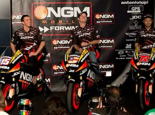 Titel-Bild zur News: Alex de Angelis, Yuki Takahashi, Colin Edwards