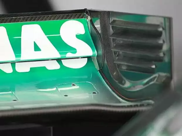 Mercedes-Heckflügel Titel-Bild zur News: Mercedes-Heckflügel