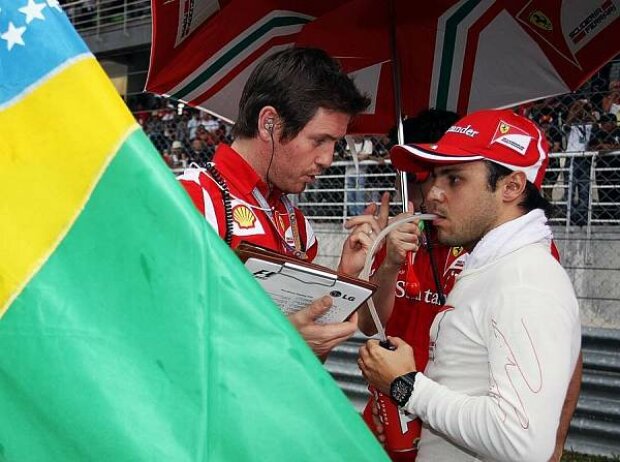 Titel-Bild zur News: Rob Smedley und Felipe Massa
