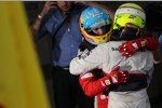 Fernando Alonso (Ferrari) und Sergio Perez (Sauber) 
