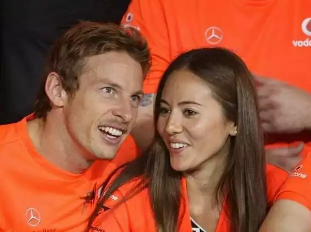Jenson Button und Jessica Michibata Titel-Bild zur News: Jenson Button und Jessica Michibata