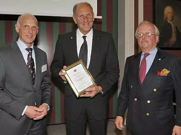 Hans-Joachim Stuck, Volker Strycek, Rudolf Graf von der Schuldenburg Titel-Bild zur News: Hans-Joachim Stuck, Volker Strycek, Rudolf Graf von der Schuldenburg