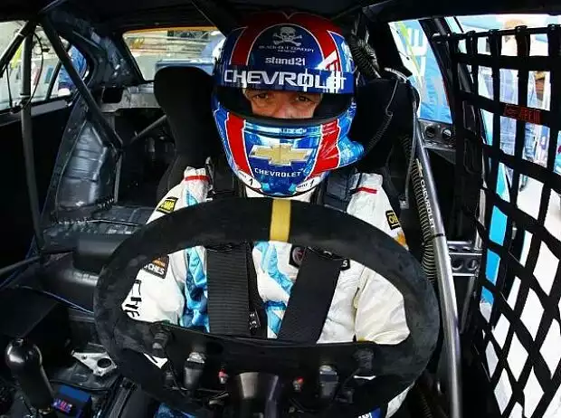 Yvan Muller Titel-Bild zur News: Yvan Muller