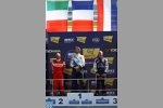 Yvan Muller (Chevrolet), Gabriele Tarquini (Lukoil), Tom Coronel (ROAL) 