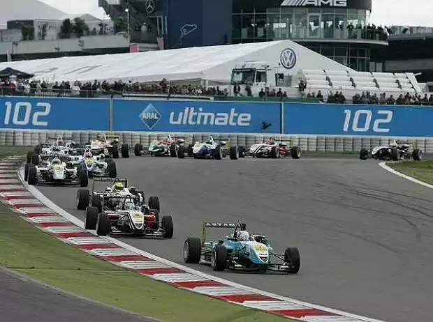 Roberto Merhi, Daniel Juncadella Titel-Bild zur News: Roberto Merhi, Daniel Juncadella