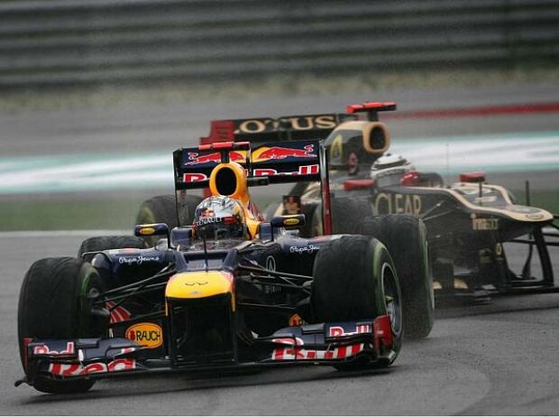 Sebastian Vettel, Kimi Räikkönen Sebastian Vettel, Kimi Räikkönen
