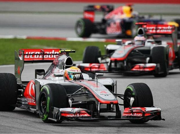 Titel-Bild zur News: Lewis Hamilton, Jenson Button, Sebastian Vettel
