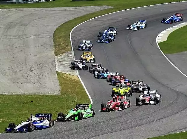 James Hinchcliffe, Scott Dixon, Mike Conway Titel-Bild zur News: James Hinchcliffe, Scott Dixon, Mike Conway