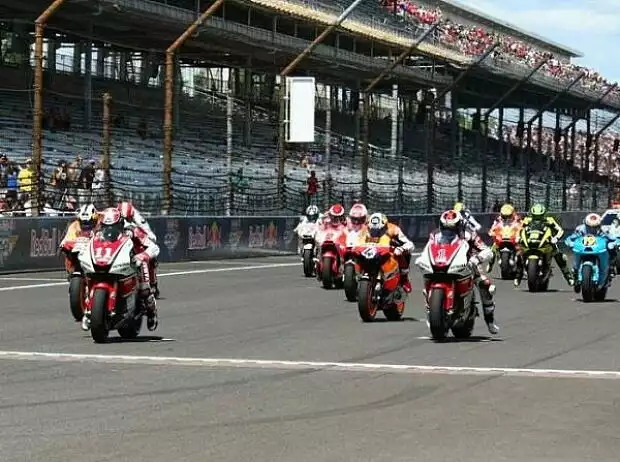 Start in Indianapolis Titel-Bild zur News: Start in Indianapolis