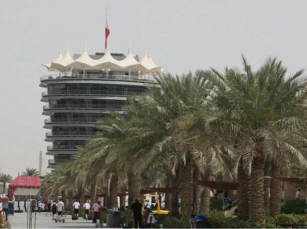 Titel-Bild zur News: Sakhir-Tower in Bahrain