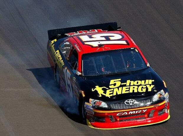 Clint Bowyer Clint Bowyer