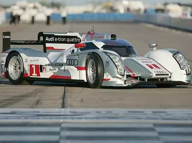 Der Audi R18 e-tron quattro in Sebring Titel-Bild zur News: Der Audi R18 e-tron quattro in Sebring