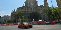Bild zum Inhalt: WTCC-Fahrer mit Demofahrten im Herzen von Budapest