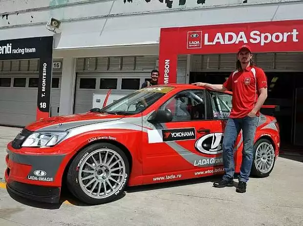 James Thompson und der Lada Granta Titel-Bild zur News: James Thompson und der Lada Granta