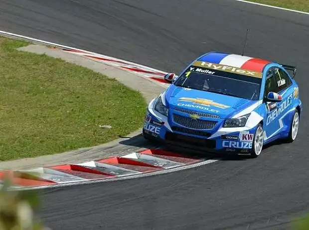 Yvan Muller Titel-Bild zur News: Yvan Muller