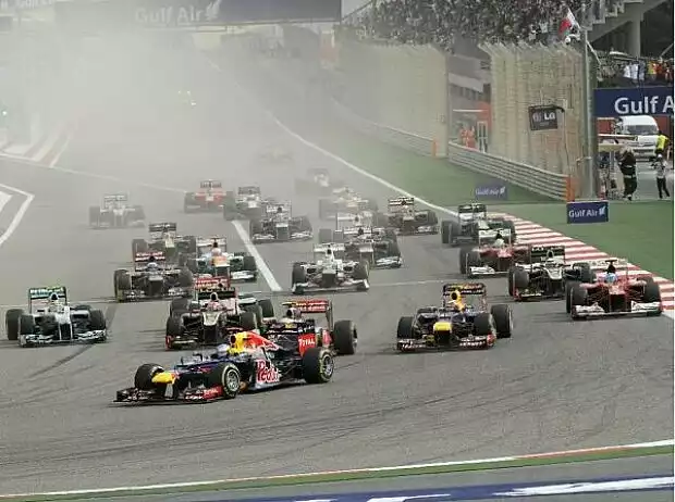 Start zum Grand Prix von Bahrain 2012 Titel-Bild zur News: Start zum Grand Prix von Bahrain 2012