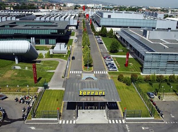 Titel-Bild zur News: Ferrari-Hauptquartier in Maranello