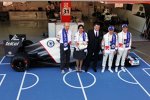Das Sauber-Team präsentiert die neue Partnerschaft mit dem FC-Chelsea