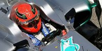 Bild zum Inhalt: Schumacher: "Rennen wird eine schwierige Nummer"