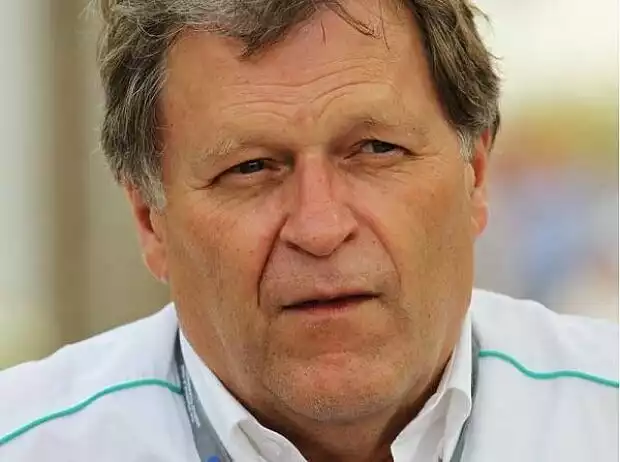 Norbert Haug (Mercedes-Motorsportchef) Titel-Bild zur News: Norbert Haug (Mercedes-Motorsportchef)