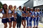 Yvan Muller (Chevrolet) mit den WTCC-Girls