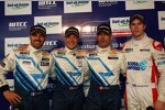 Yvan Muller (Chevrolet), Robert Huff (Chevrolet), Alain Menu (Chevrolet) und Alex MacDowall (Bamboo) 