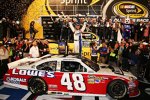 Jimmie Johnson (Hendrick) feiert in der Victory Lane 