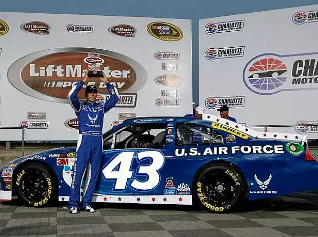 Aric Almirola Titel-Bild zur News: Aric Almirola