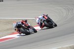 Leon Haslam vor Davide Giugliano 