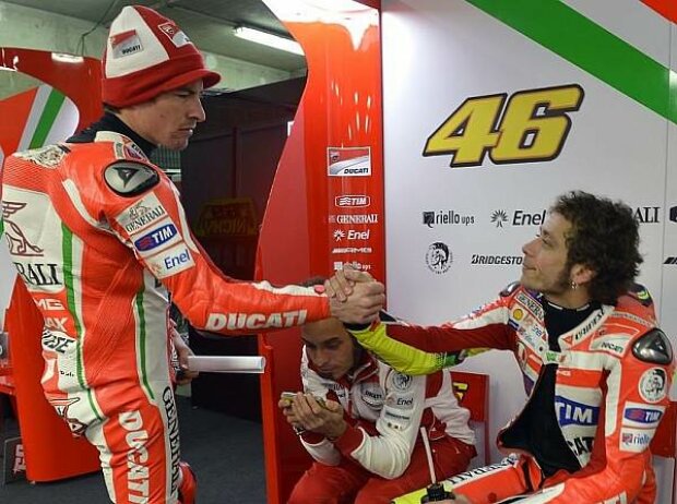 Valentino Rossi, Nicky Hayden Valentino Rossi, Nicky Hayden