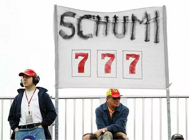 Michael-Schumacher-Fans Titel-Bild zur News: Michael-Schumacher-Fans