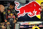Mark Webber (Red Bull) und Adrian Newey (Technischer Direktor, Red Bull) 