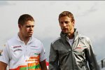 Paul di Resta (Force India) und Jenson Button (McLaren) 