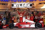 Justin Wilson in der Victory Lane 