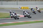 Leon Haslam vor Marco Melandri (BMW) 