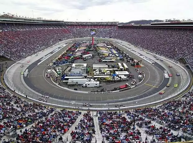 Bristol Motor Speedway Titel-Bild zur News: Bristol Motor Speedway