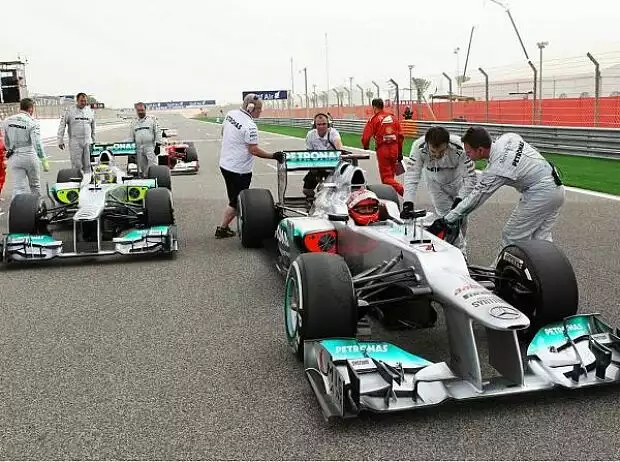 Michael Schumacher, Nico Rosberg Titel-Bild zur News: Michael Schumacher, Nico Rosberg